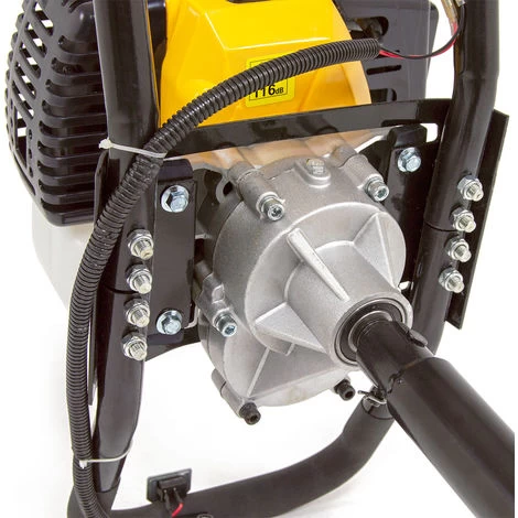 Wolf 52cc Petrol Earth Auger With 2 Extensions 3 Wolf 52cc Petrol Earth Auger With 2 Extensions - Image 3