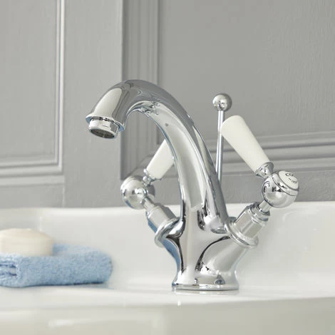 Milano Elizabeth - Traditional Mono Basin Mixer Tap - Chrome & White (Lever Handles) 2 Milano Elizabeth - Traditional Mono Basin Mixer Tap - Chrome & White (Lever Handles) - Image 2