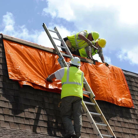 Vaunt Heavy Duty Tarpaulin With Storage Bag - 5m X 8m 4 Vaunt Heavy Duty Tarpaulin With Storage Bag - 5m X 8m - Image 4